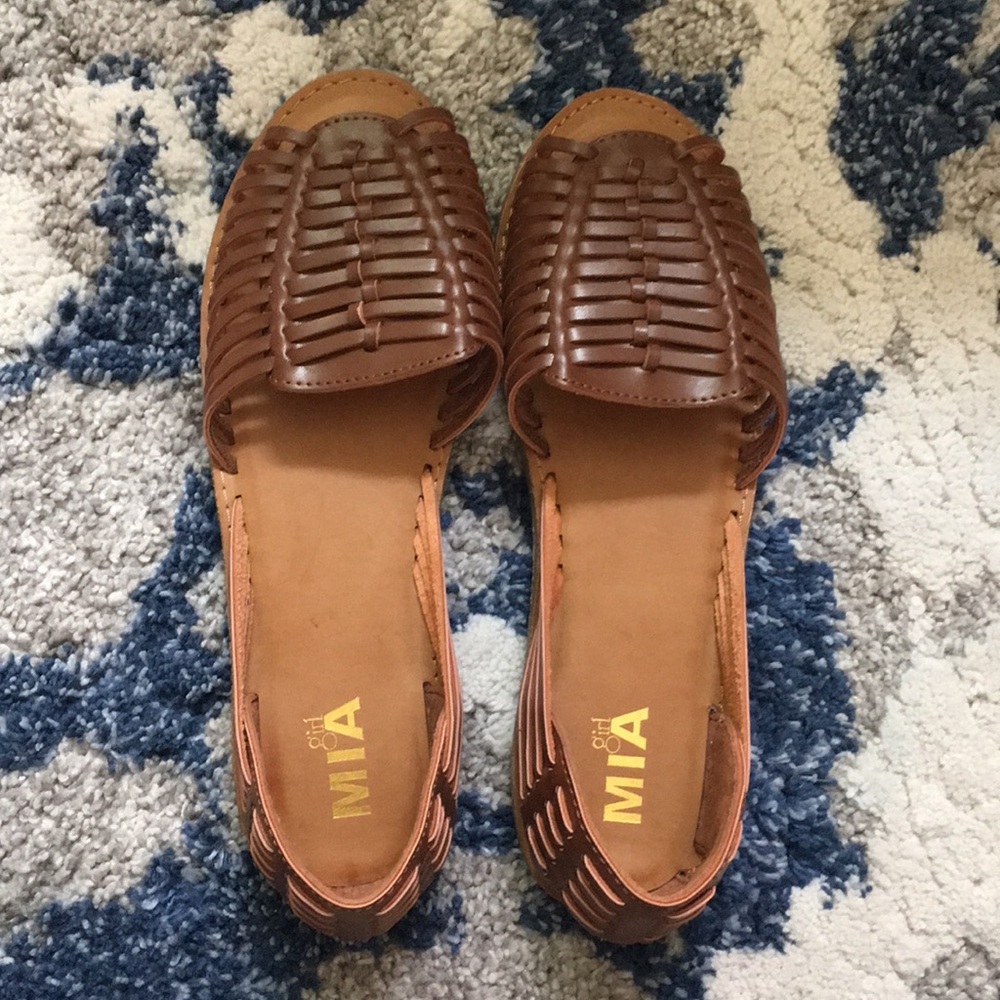 Shoes/sandals